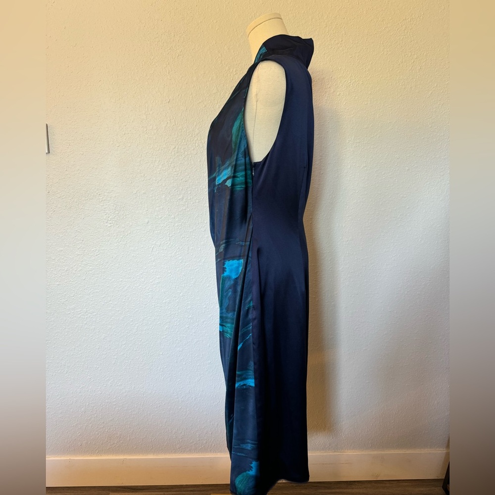 NWT Elie Tahari Elegant Blue and Teal Silk Wrap Style Dress size 12 - Picture 5 of 12